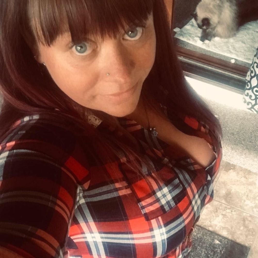 Meet your Posher, Angie